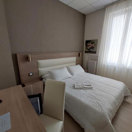 Hotel Tina Diano Marina Exterior photo